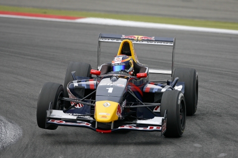 03109806_279_vergne